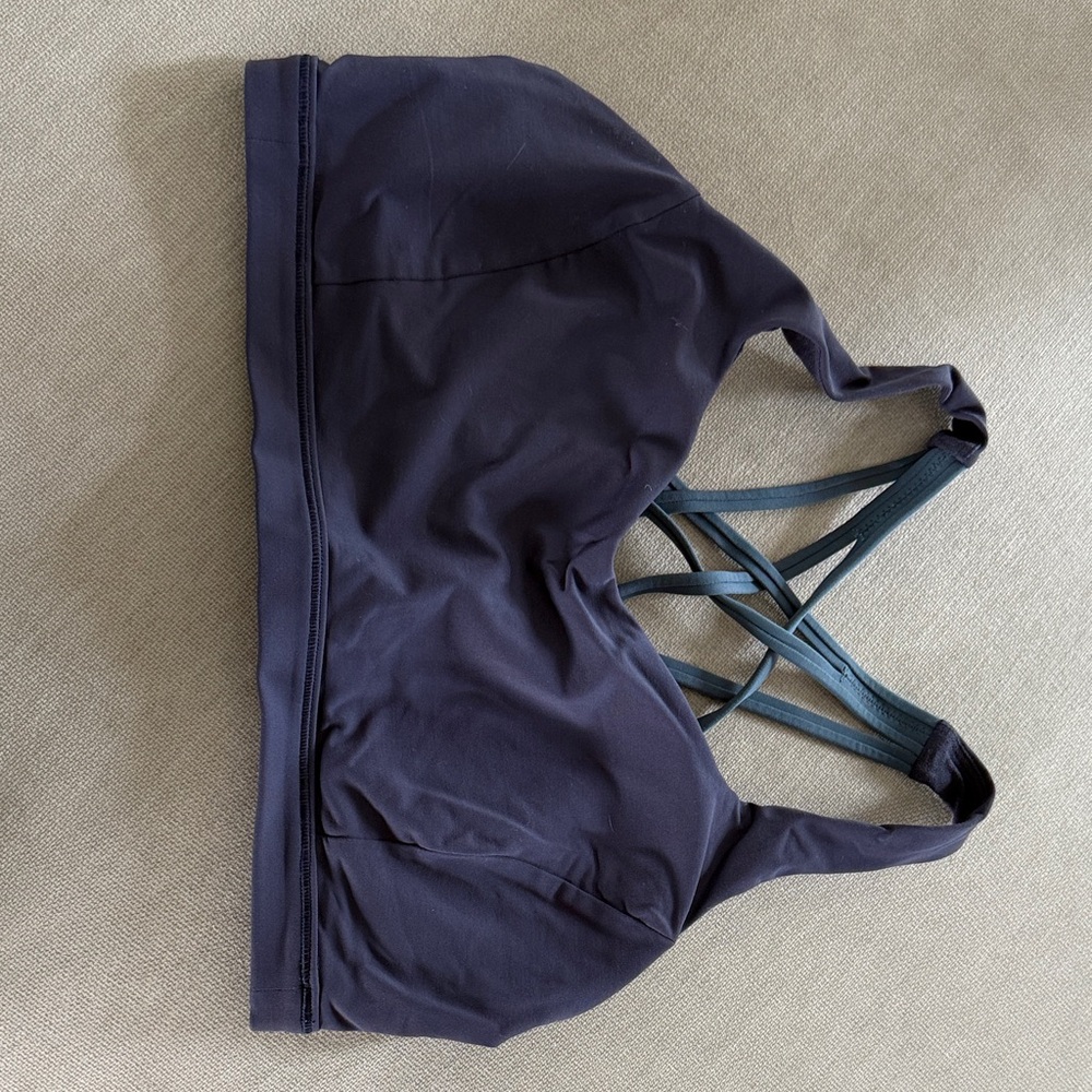 lululemon athletica Free To Ve Serene Bra in Cadet Blue
